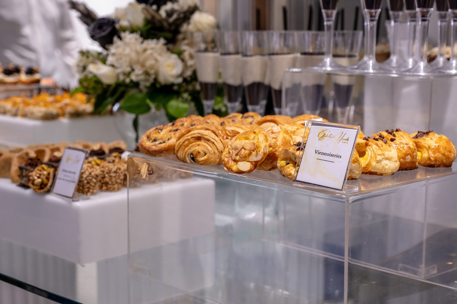 Golden Hands By Elyssi Khadija